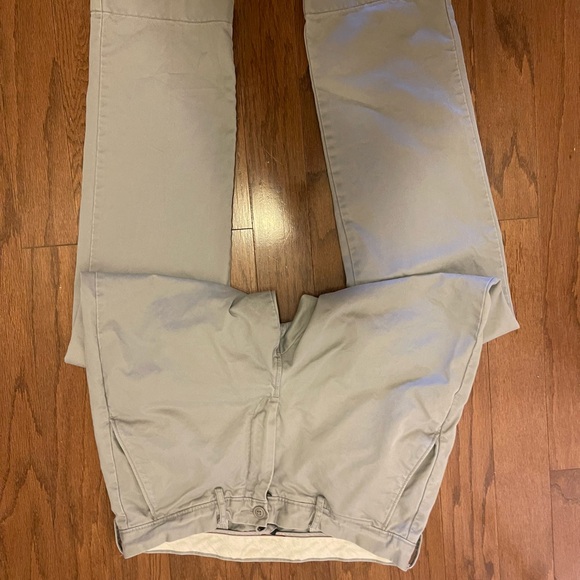 3 Pairs of J. Crew Chinos 32w 32l khaki, gray, navy - Picture 9 of 9